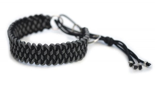 Halsband halvstryp i Black / Black & Silver Grey Stripes