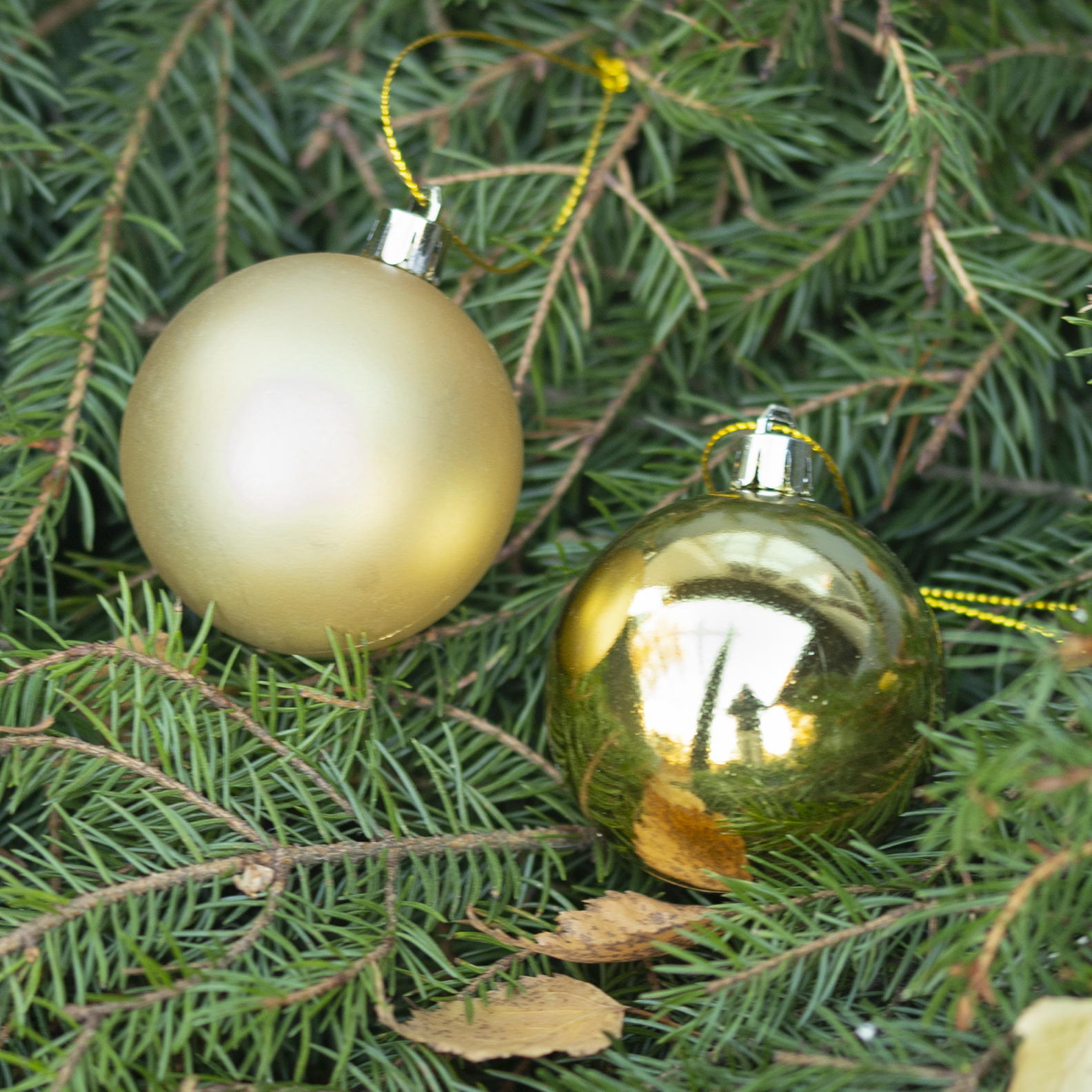 Julgranskulor plast, guld