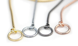 Halsband för utställning