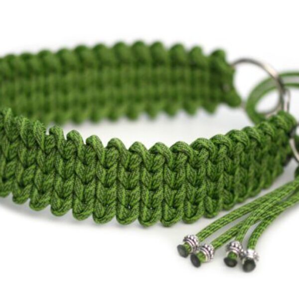 Halsband halvstryp i Leaf Green & Fern Green  Helix