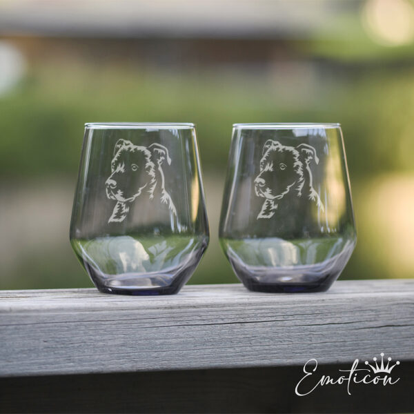 Grå glas american staffordshire terrier