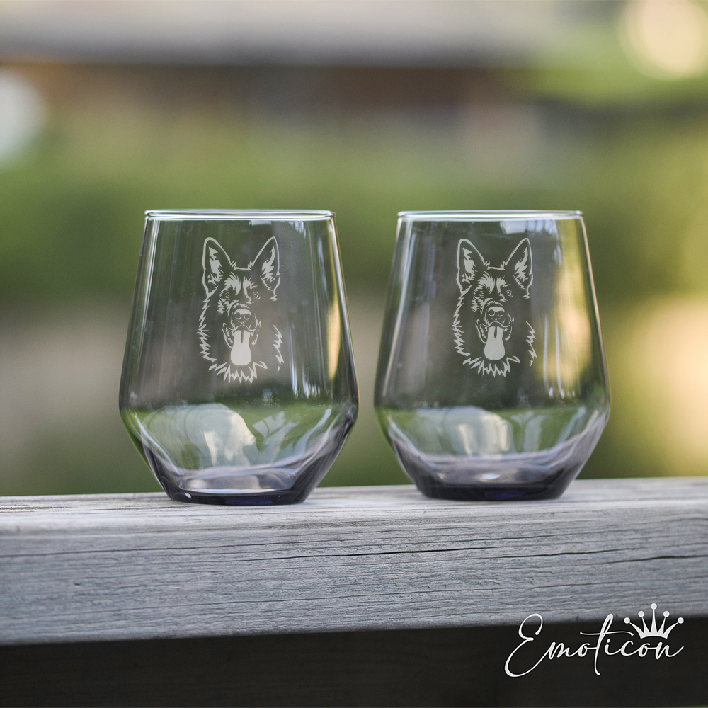 Grå glas tysk schäferhund