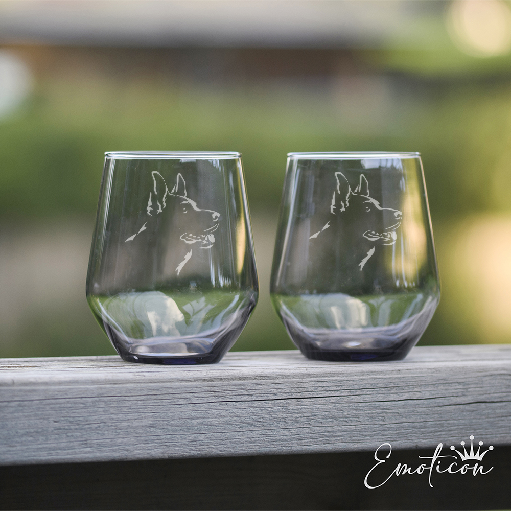 Grå glas tysk schäferhund