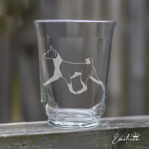 Vas/ljuslykta basenji