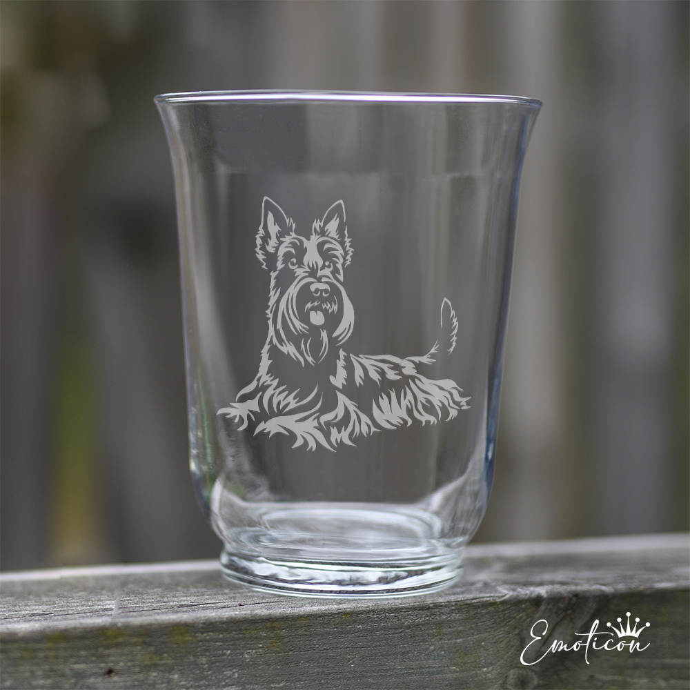 Vas/ljuslykta skotsk terrier