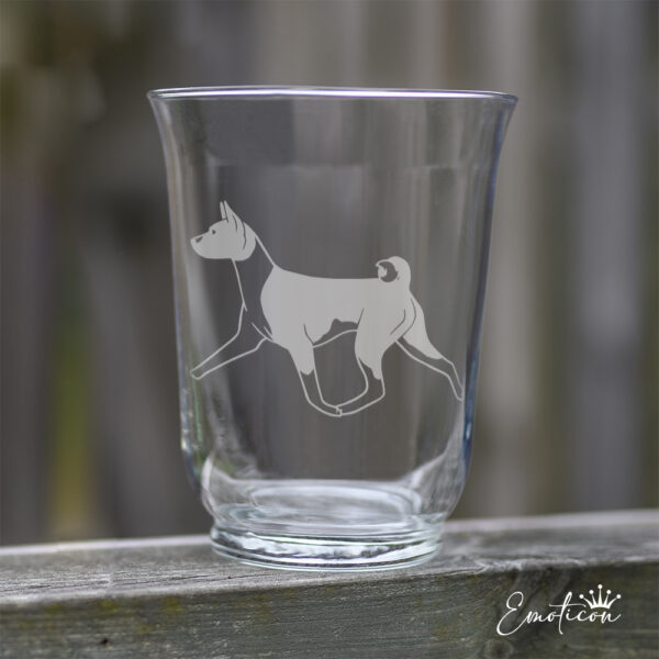 Vas/ljuslykta basenji