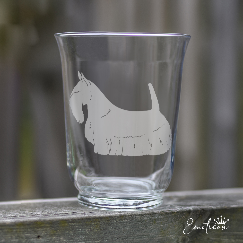 Vas/ljuslykta skotsk terrier