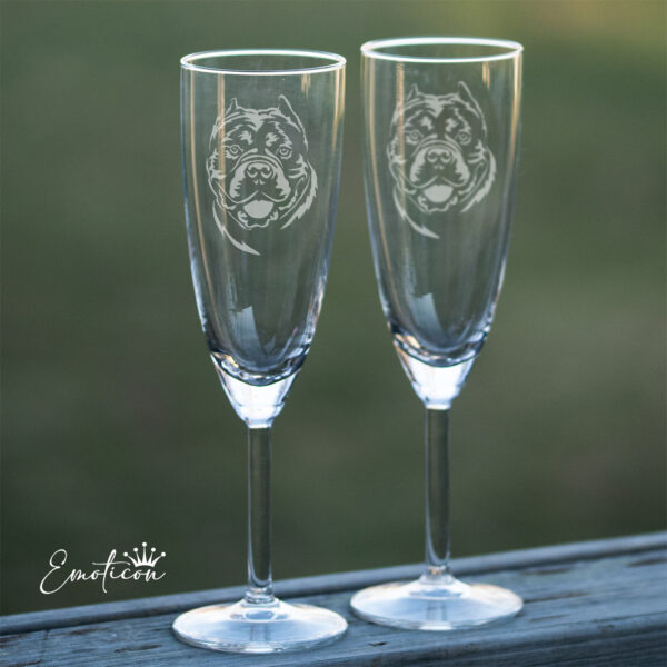 Champagneglas american bully