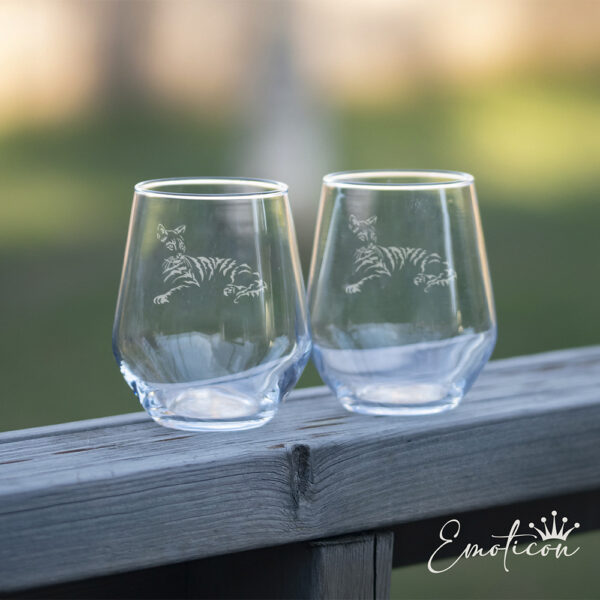 Glas katt - tabby