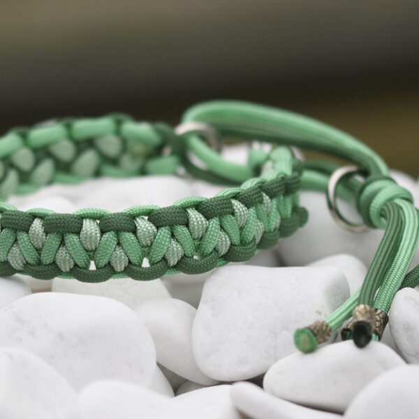 Halsband i Mint, Greenstone, Mint & White Stripes