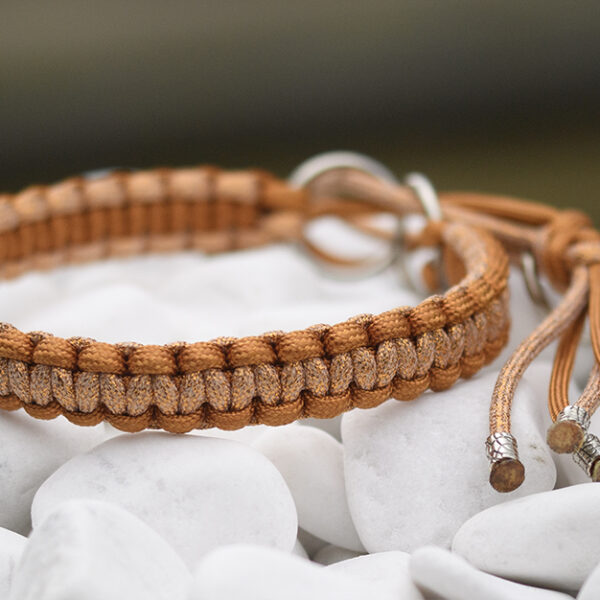 Halsband i Golden Brown & Sparkling Peach