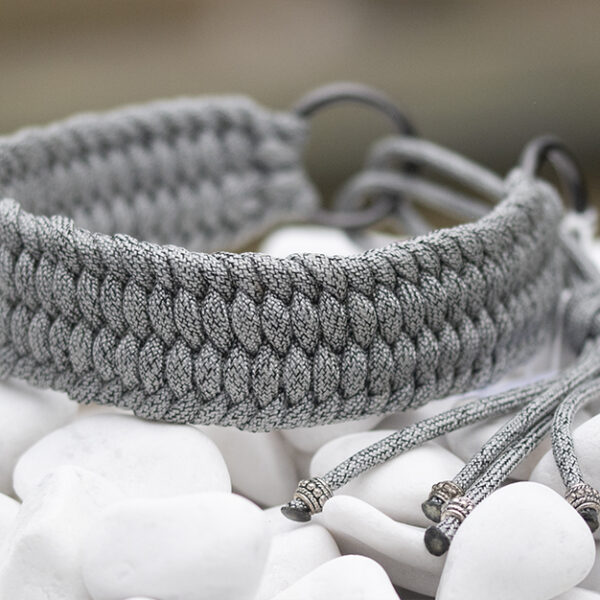 Halsband i Silver Grey & Black Fusion