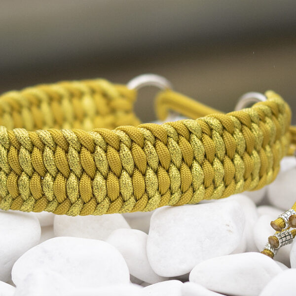 Halsband i Ocher Yellow & Starfruit