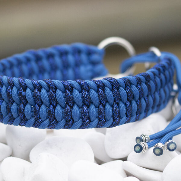 Halsband i Prussian Blue & Stardust Sky