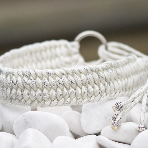 Halsband i White & Silver Glitter