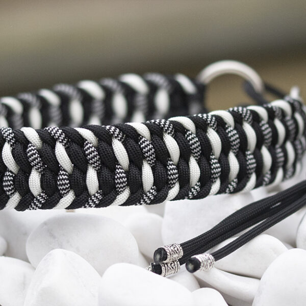 Halsband i Black, White & Zebra Shockwave