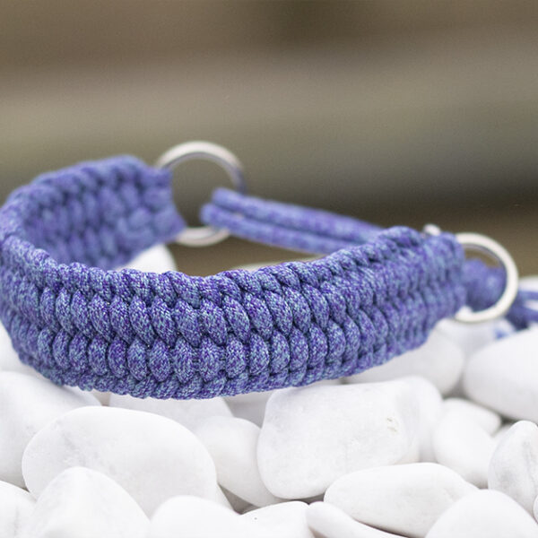 Halsband i Frosty Violet