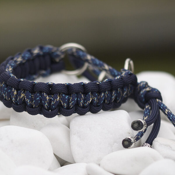 Halsband i Astronaut Blue & Tartan Blue
