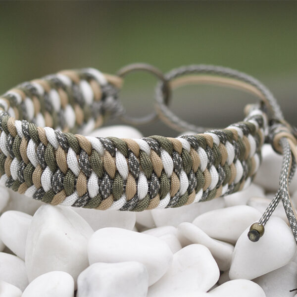 Halsband i Acu Digital Camo, White, Sand Tan & Khaki