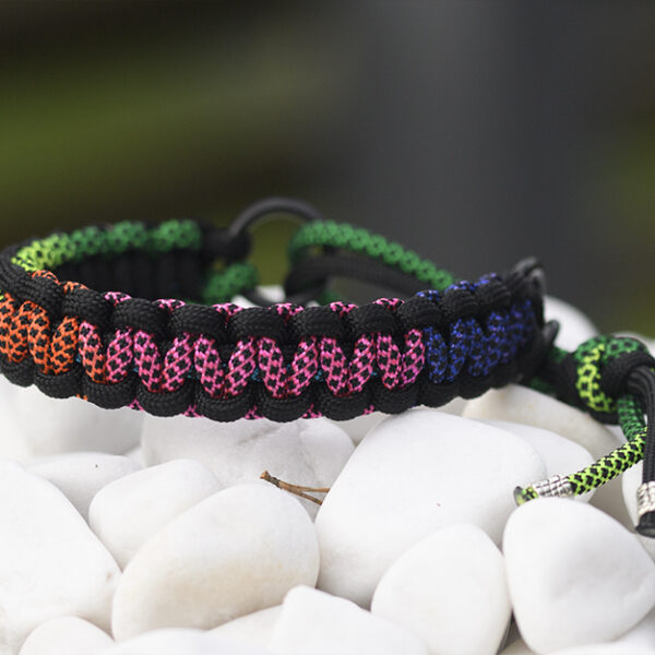 Halsband i Black, Rainbow & Black Diamonds