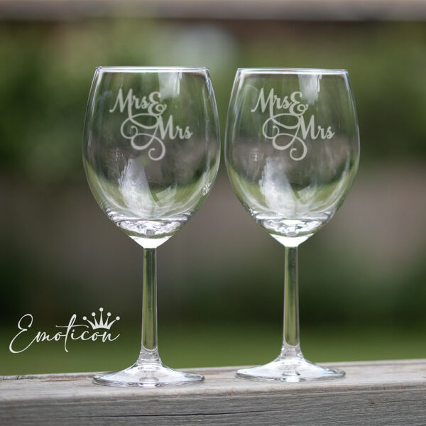 Vinglas bröllop, Mrs & Mrs