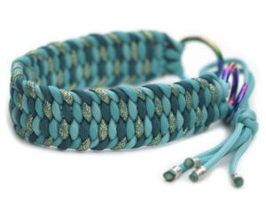 Halsband i paracord