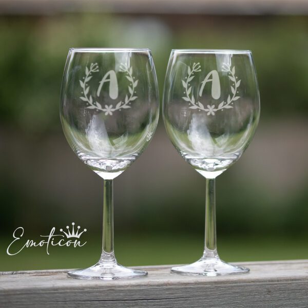 Vinglas med monogram