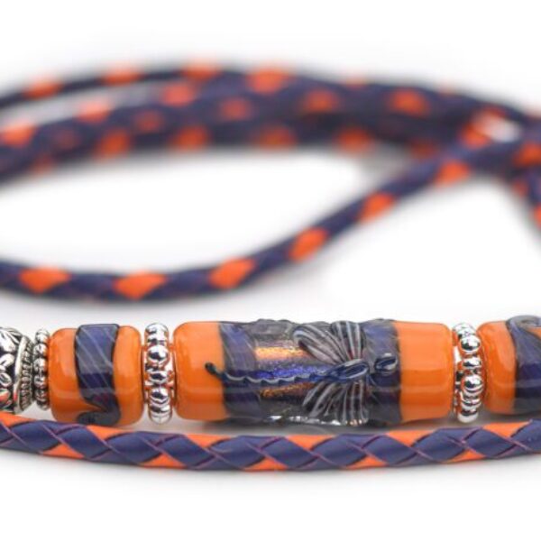 Utställningskoppel i känguruläder, flätat i färgen purple & orange