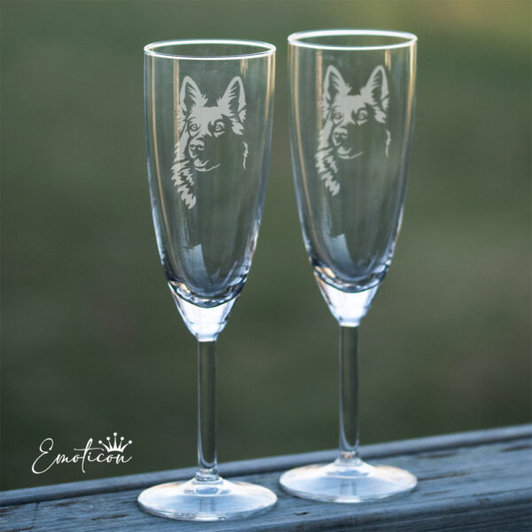 Champagneglas vit herdehund